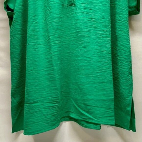 Andre By Unit Women's 1X Crepe Collared Blouse Short Sleeve Bright Green NWT - Picture 3 of 10